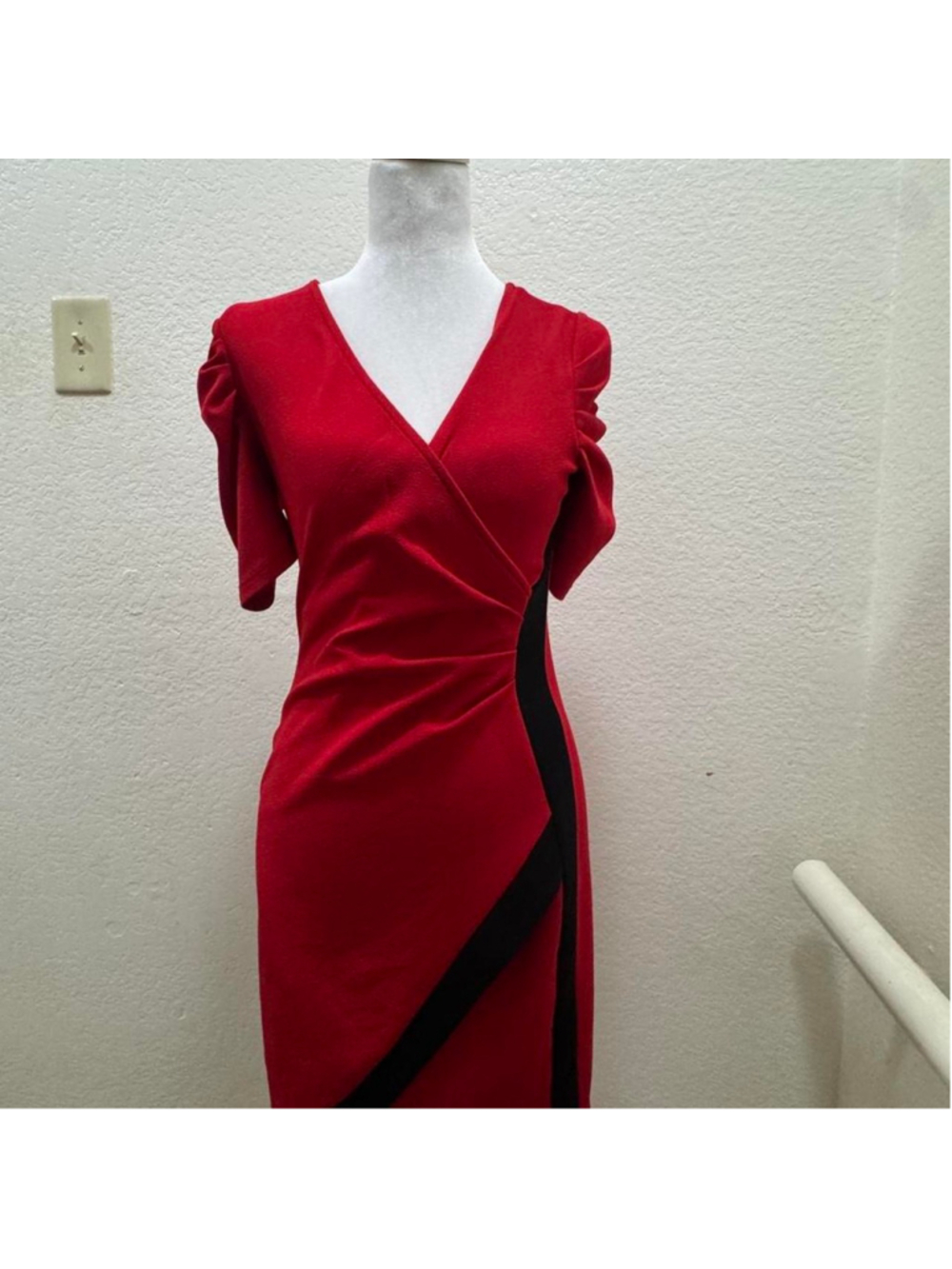 Almost Famous red dress with black diagonal stripe, size M #almostfamous #diagon
